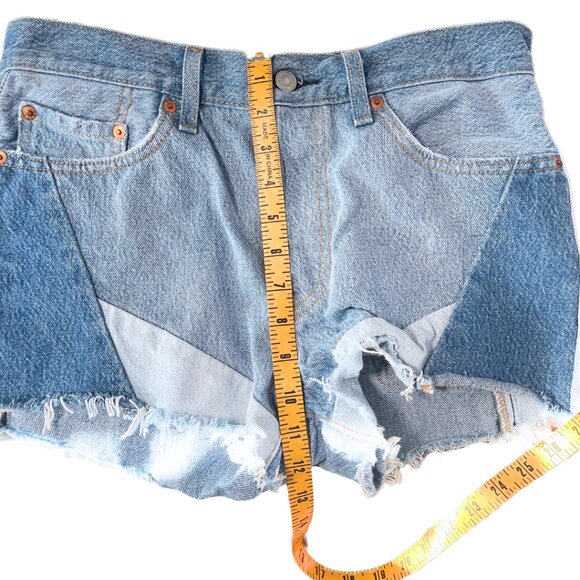 Levis 501 Patchwork Button Fly Jean Shorts Womens Size 28 Blue Western Cowgirl - Picture 13 of 14